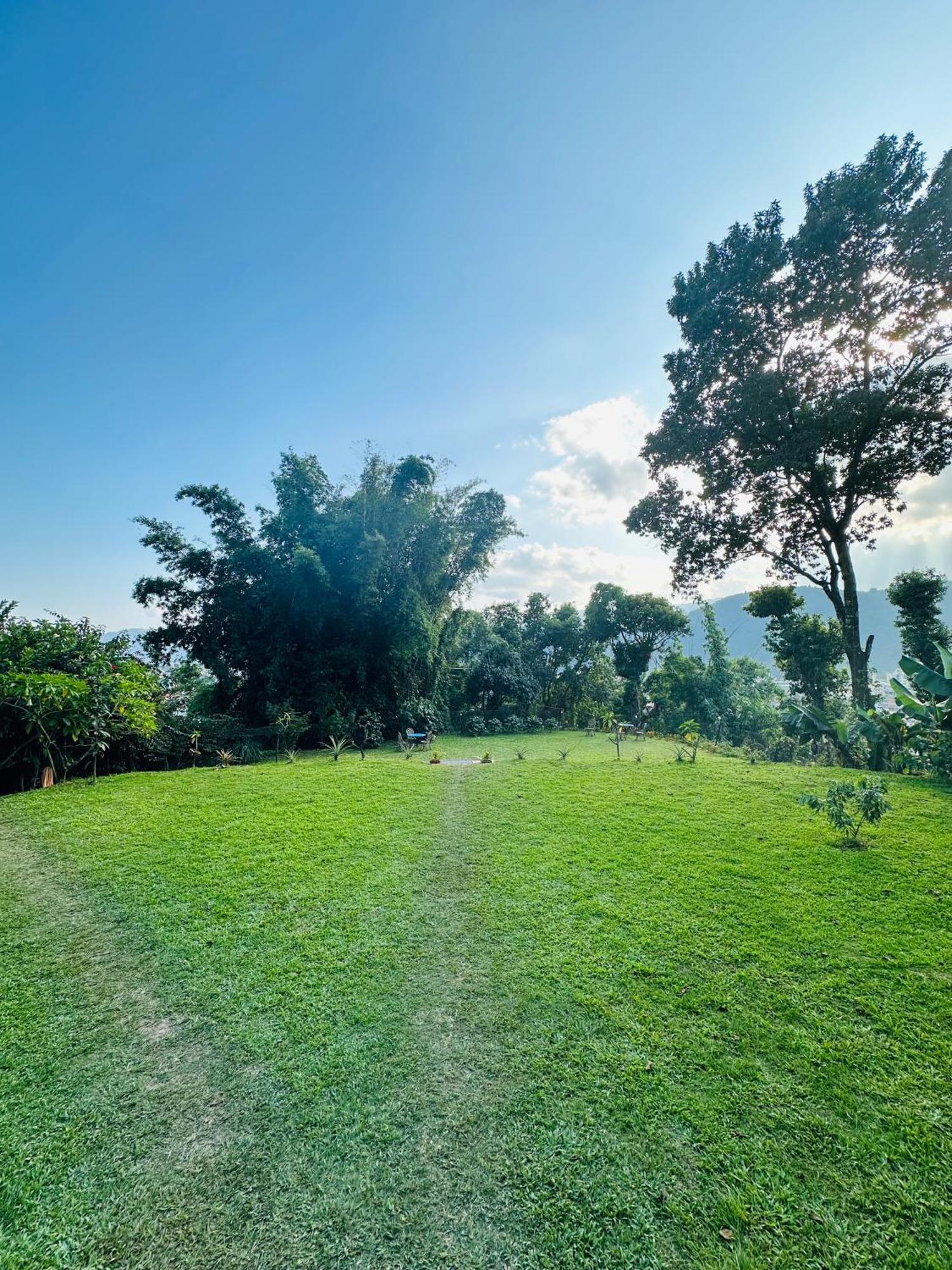 Hotel Tourist Residency Pokhara Kültér fotó